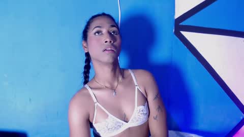 massielhot online show from October 5, 9:45 pm