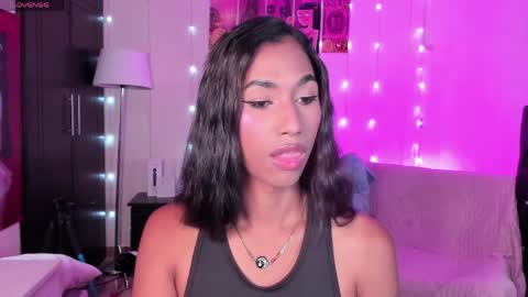 massielhot online show from April 17, 3:48 pm