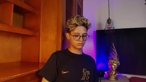   online show from September 10, 4:56 am