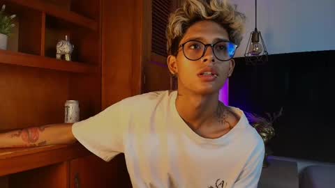   online show from September 18, 4:47 am