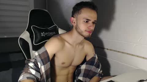 massimo online show from March 11, 11:59 pm