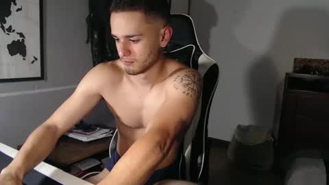 massimo online show from October 3, 11:02 pm