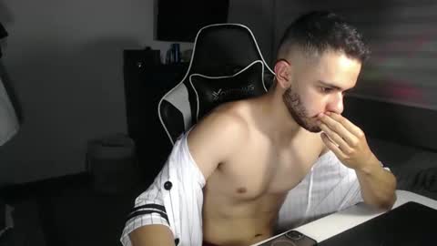 massimo online show from November 30, 10:58 pm