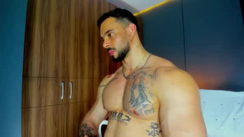 massimo online show from March 12, 1:56 am