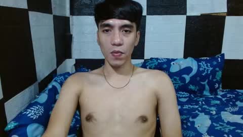 massive_boner02 online show from November 15, 8:22 am