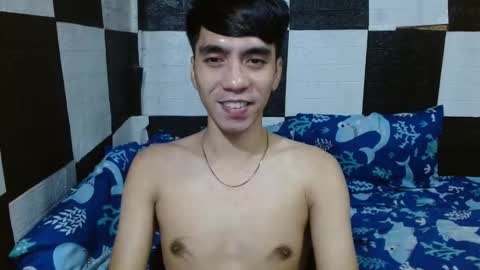 massive_boner02 online show from November 20, 1:00 pm