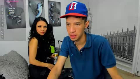 Snapshot of master_and_sumisse chatting on February 14, 4:15 am master and sumisse online show from February 14, 4:15 am