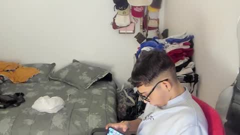 master_boy28 online show from January 16, 7:07 pm