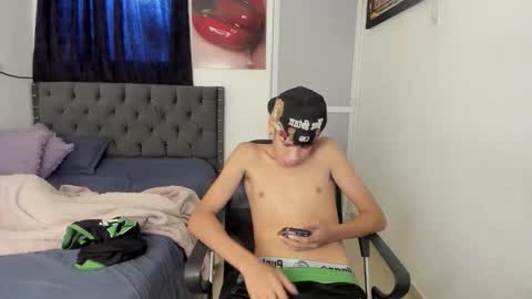 master_boy28 online show from March 21, 8:23 pm