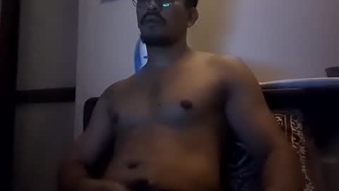 Snapshot of master_leoo chatting on April 18, 9:04 pm master_leoo online show from April 18, 9:04 pm