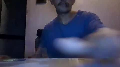 Snapshot of master_leoo chatting on May 20, 10:05 pm master_leoo online show from May 20, 10:05 pm