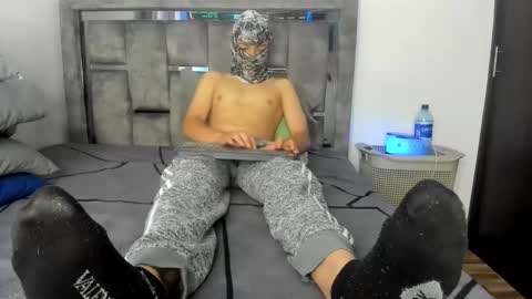 Snapshot of master_ruthless77 chatting on February 18, 2:46 pm Master Leo online show from February 18, 2:46 pm