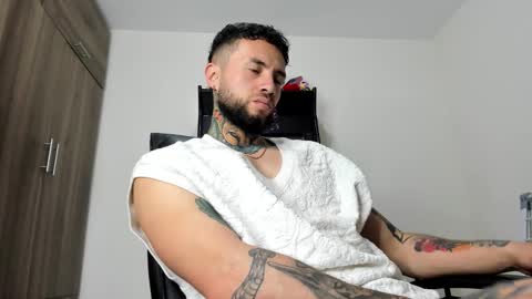 steven  online show from March 7, 12:07 am