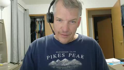 Snapshot of master_thorn chatting on November 7, 3:39 am Master Thorn online show from November 7, 3:39 am