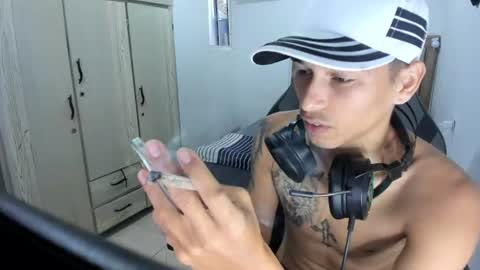 Snapshot of masteralda09 chatting on July 23, 2:48 pm Alpha junior online show from July 23, 2:48 pm