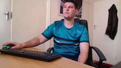 masterbrendanfagtax3 online show from February 26, 5:39 am