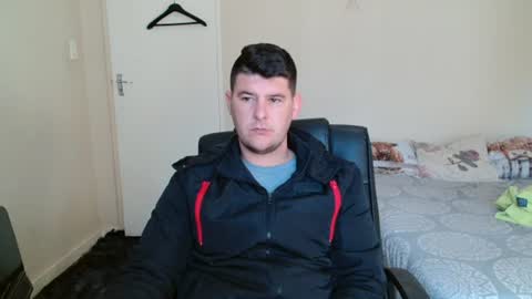 Snapshot of masterbrendanfagtax3 chatting on June 25, 7:02 am masterbrendanfagtax3 online show from June 25, 7:02 am