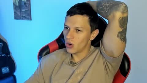 Snapshot of masterdave7 chatting on February 15, 12:14 pm Dave online show from February 15, 12:14 pm