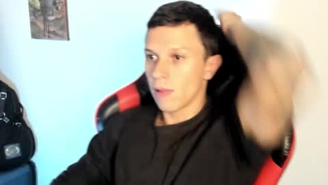 Snapshot of masterdave7 chatting on February 17, 12:40 am Dave online show from February 17, 12:40 am