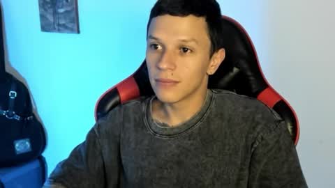 Snapshot of masterdave7 chatting on February 20, 11:49 pm Dave online show from February 20, 11:49 pm