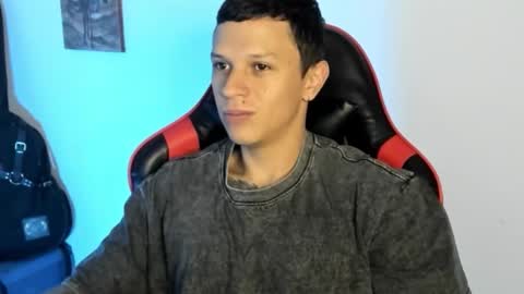 Snapshot of masterdave7 chatting on February 21, 11:55 am Dave online show from February 21, 11:55 am