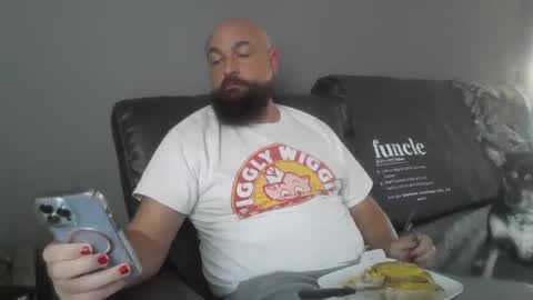 Snapshot of masterdurt chatting on February 2, 9:45 pm The Big Duurty online show from February 2, 9:45 pm