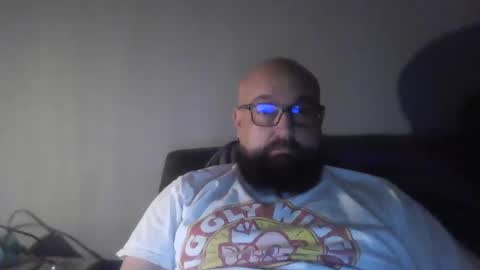 Snapshot of masterdurt chatting on February 3, 12:47 am The Big Duurty online show from February 3, 12:47 am