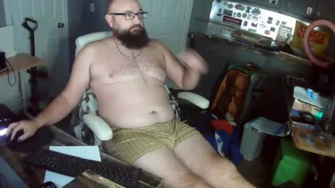 Snapshot of masterdurt chatting on September 27, 10:31 am The Big Duurty online show from September 27, 10:31 am