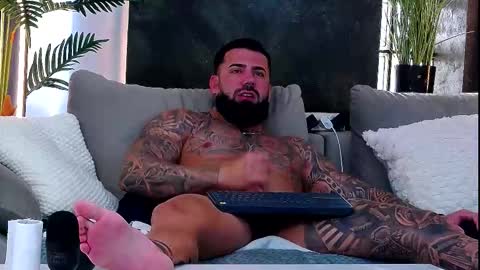 masterkingofmuscle online show from October 10, 6:45 am