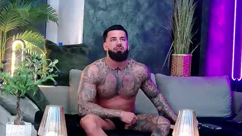 masterkingofmuscle online show from March 24, 9:20 pm