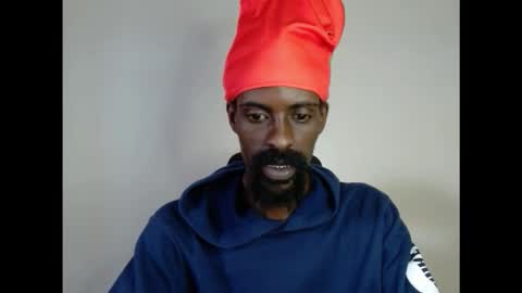 Snapshot of masterr_bate chatting on October 16, 5:19 am Marl online show from October 16, 5:19 am