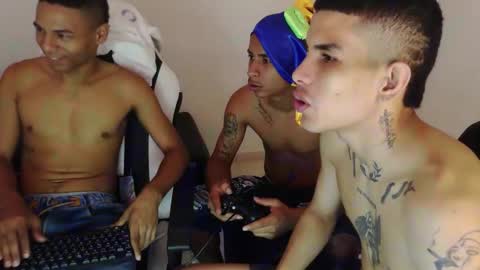 masters_latins online show from February 12, 7:09 pm