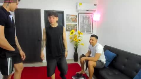 Team Cris Darwin- Fernando- Stiven- David online show from March 19, 11:25 am