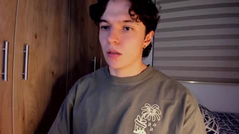 mastrangelo_x online show from February 19, 5:03 am