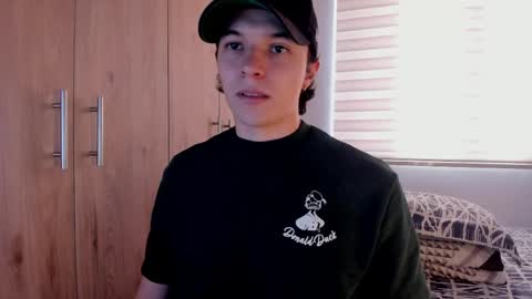 mastrangelo_x online show from April 11, 10:14 pm