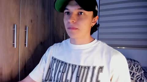 Snapshot of mastrangelo_x chatting on May 15, 3:46 am mastrangelo_x online show from May 15, 3:46 am