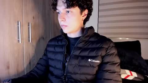 Snapshot of mastrangelo_x chatting on June 30, 4:13 am mastrangelo_x online show from June 30, 4:13 am