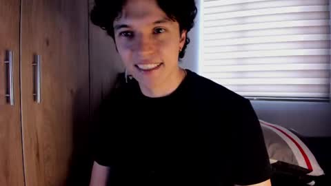 Snapshot of mastrangelo_x chatting on July 11, 6:54 pm mastrangelo_x online show from July 11, 6:54 pm