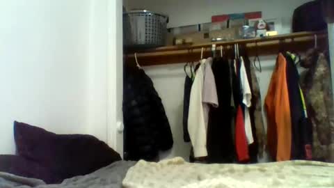 Snapshot of masturbabater111 chatting on December 19, 2:51 am masturbabater111 online show from December 19, 2:51 am