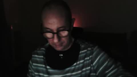 Snapshot of mat11efou chatting on January 18, 1:20 am mat11efou online show from January 18, 1:20 am