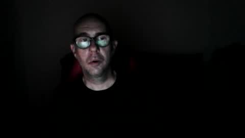 Snapshot of mat11efou chatting on February 1, 9:46 pm mat11efou online show from February 1, 9:46 pm