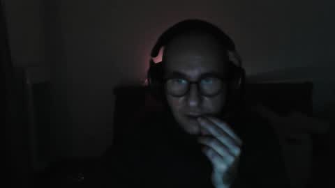 Snapshot of mat11efou chatting on February 16, 8:49 pm mat11efou online show from February 16, 8:49 pm