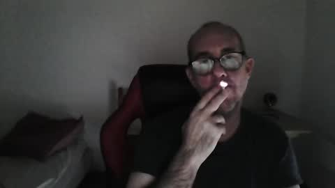 Snapshot of mat11efou chatting on February 19, 7:59 am mat11efou online show from February 19, 7:59 am