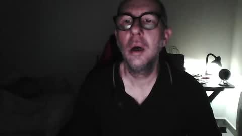 Snapshot of mat11efou chatting on February 24, 3:48 am mat11efou online show from February 24, 3:48 am