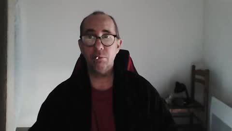 Snapshot of mat11efou chatting on March 1, 7:54 am mat11efou online show from March 1, 7:54 am