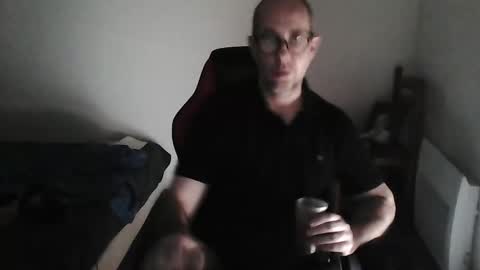 mat11efou online show from April 22, 11:34 am