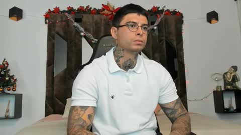 mateo_dilucajs1 online show from December 17, 10:21 am