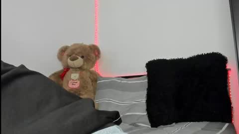 Snapshot of mateo_escobar chatting on November 7, 7:03 pm mateo_escobar online show from November 7, 7:03 pm