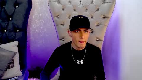 mateo mitchell online show from October 5, 3:38 am