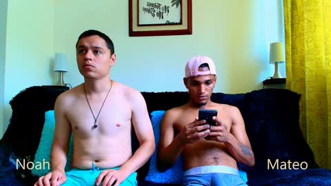 Mateo and Noah online show from December 18, 5:10 pm